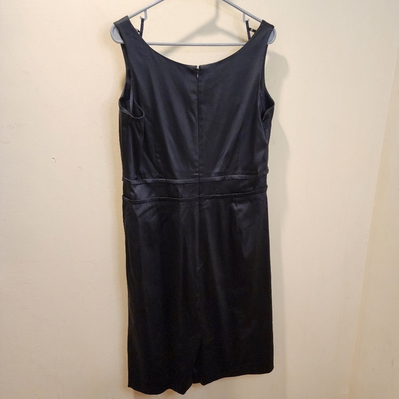 Talbots Elegant Black Sleeveless Satin Formal Dress Size 14 - Picture 4 of 12